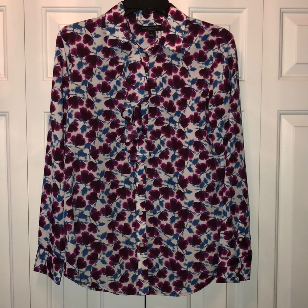 Banana Republic Long Sleeve Top